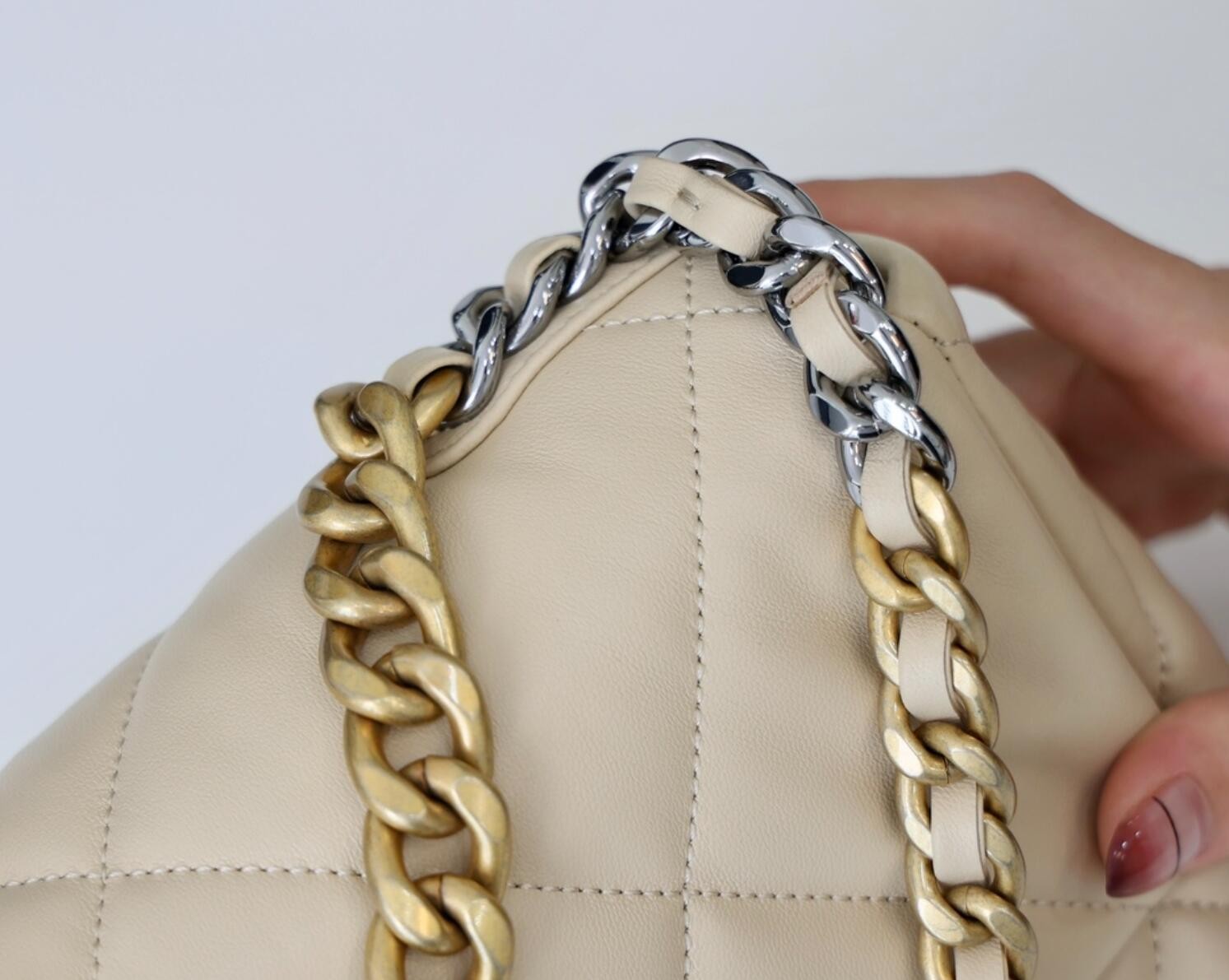 CHANEL 19 Small Flap Bag In Beige Lambskin