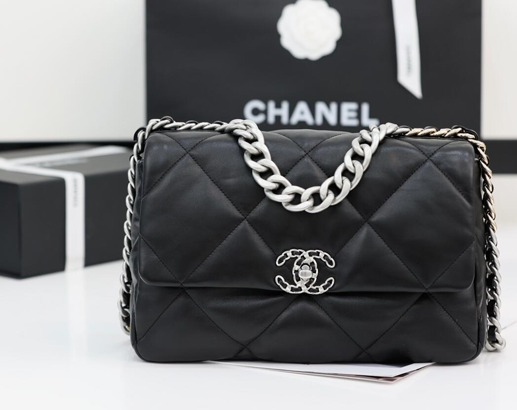 CHANEL 19 Medium Flap Bag In Black Lambskin Silver Buckle