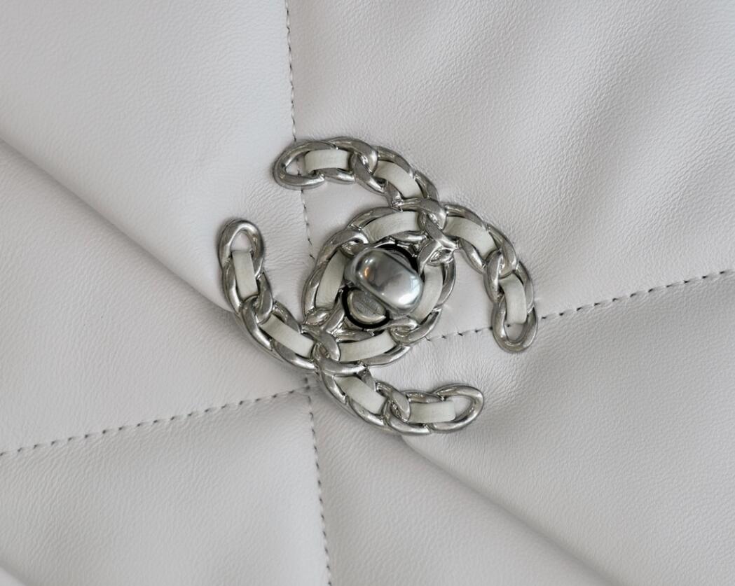 CHANEL 19 Medium Flap Bag In White Lambskin